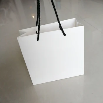 500 шт. /лот Фирменная белая сумка из папье-маше для свадебного подарка, изготовленная на заказ косметическая упаковка для макияжа