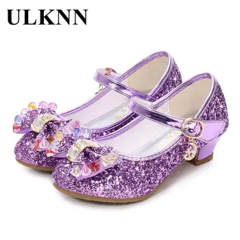 Детская обувь на высоком каблуке; Новые фиолетовые кожаные туфли с блестками для девочек; обувь с бантом для студенческих выступлений 