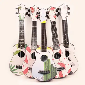 Игрушка-гитара с изысканным рисунком, очаровательная координация рук и глаз, обучающая игре на деревянной гитаре, музыкальный инструмент-укулеле, игрушка для детей