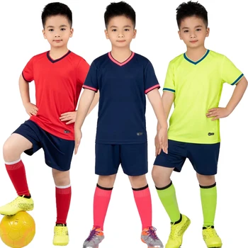 Наборы детских футбольных футболок 