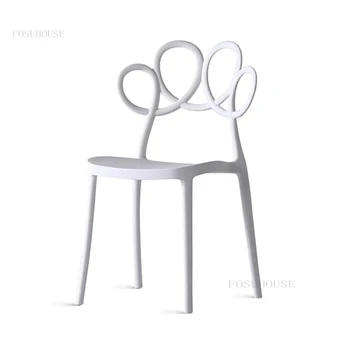 Скандинавские обеденные стулья Дизайнерское кресло для домашнего ресторана Современный минималистичный обеденный стул с утолщенной пластиковой спинкой для кухни