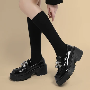 Туфли-лодочки на платформе с кристаллами, дизайнерские роскошные женские туфли Lolita из искусственной кожи, повседневные лоферы на массивном каблуке, туфли Мэри Джейн без застежки, весна-осень